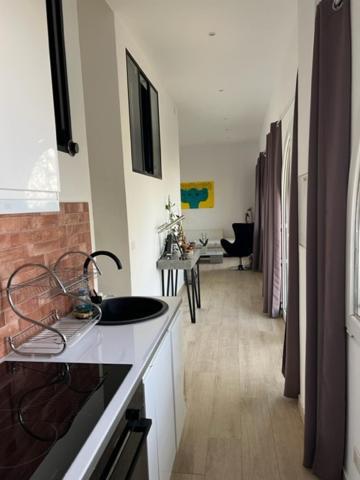 Superbe Grande Corniche Vue Sur A 4 Min Du Centre Apartment *